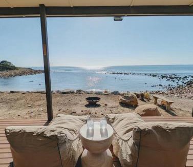 Duncan House | Stones Throw: Beachfront Escape at Stokes Bay KI