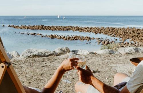 Duncan House | Stones Throw: Beachfront Escape at Stokes Bay KI