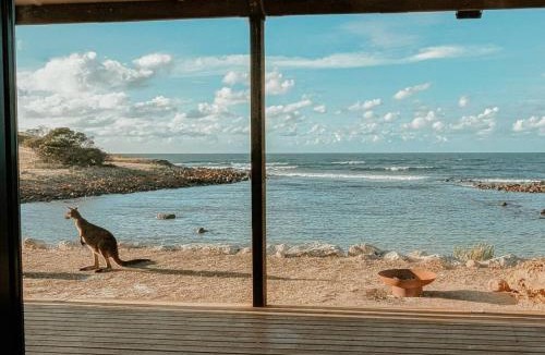 Duncan House | Stones Throw: Beachfront Escape at Stokes Bay KI