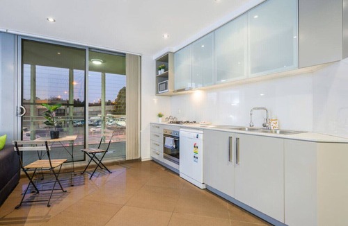 Strathfield Apartment | Strathfield sweet 2Br near Train Station/Shopping