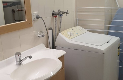 Bar Beach Apartment | Studio 2 - self contained - walk to cafes and beaches