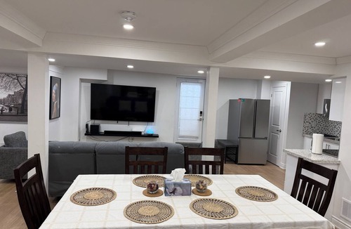 Mount Pleasant Apartment | Studio 8848 - 3 Bedroom Basement Apartment - Oasis in Suburban