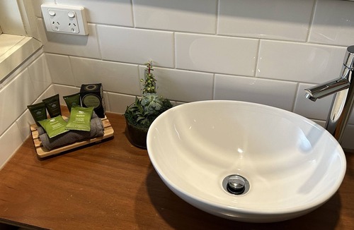 Griffith Apartment | Studio Apartment in Griffith - Studio 35