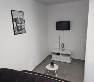 Cayenne Apartment | Studio meublé 9
