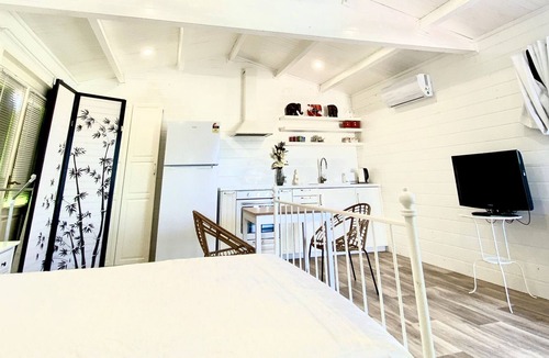Waikiki House | Studio5 Inspired Boutique Property