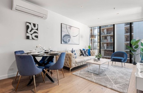 Docklands Apartment | Stunning Apt @Marvel Stadium - Parking & Amenities