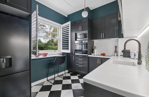 Balgowlah Apartment | Stunning Art Deco 2BR Apartment Balgowlah