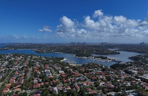 Balgowlah Apartment | Stunning Art Deco 2BR Apartment Balgowlah