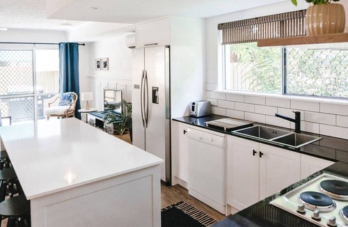 Cannonvale House | ✽STUNNING✽CLOSE TO BEACH✽