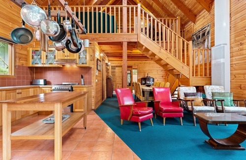 Blairgowrie House | Stunning holiday home that has you feeling like you are in a Swiss chalet