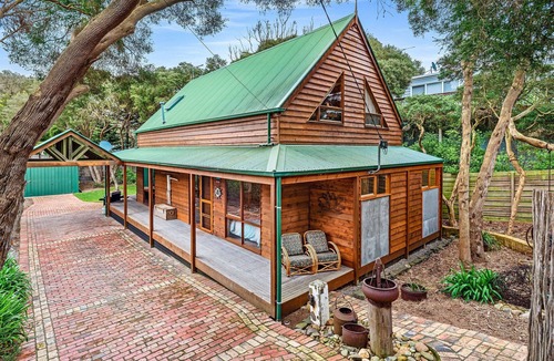 Blairgowrie House | Stunning holiday home that has you feeling like you are in a Swiss chalet
