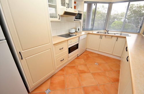 South West Rocks Apartment | Stunning Penthouse in the Heart of Town – Views, WiFi & Walk to Everything
