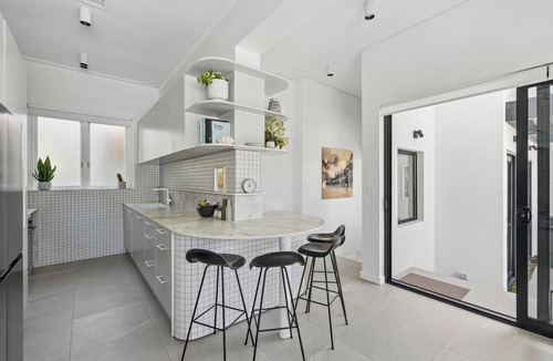Mount Hawthorn House | Stunning Perth Summer Home with Pool, Gardens and Outdoor Living