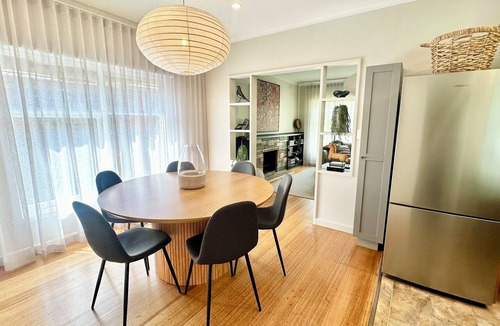Mitcham House | Stunning reimagined mid century home