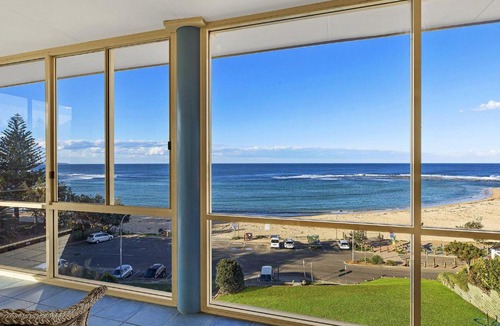Toowoon Bay Apartment | Stunning Toowoon Bay on Charlton