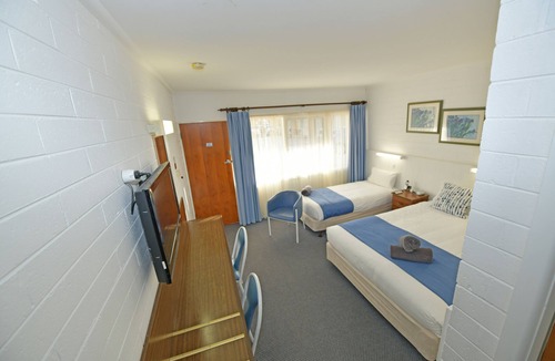 Balranald Hotel | Sturt Motel
