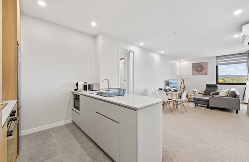 Dickson Apartment | Stylish 2-Bed Stay Near Canberra Centre