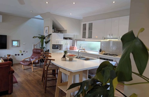 Preston Apartment | Stylish and Comfortable Home in Preston