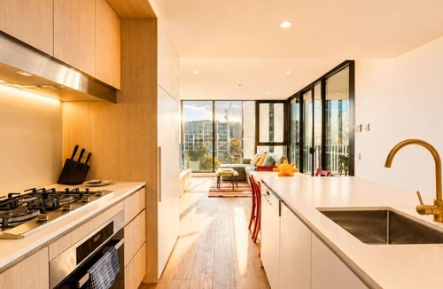 Macquarie Park Apartment | Stylish Apartment Near Macquarie Uni & Metro