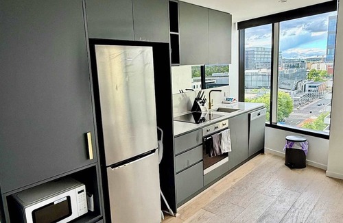 Reid Apartment | Stylish Apartment in Canberra CBD
