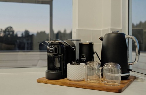Nannup House | Stylish Escape with Panoramic Hill Views-Sleeps 12
