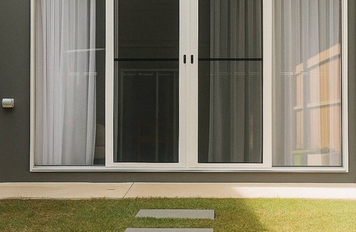 Fitzroy North House | Stylish Fitzroy North 3BR Home + Free Parking, 3.5km to CBD