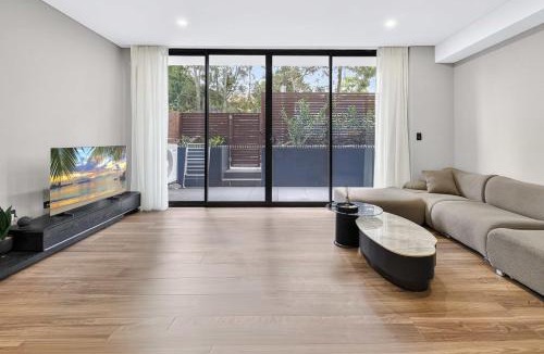 Gladesville Apartment | Stylish Ground-Level 3BR Home in Gladesville
