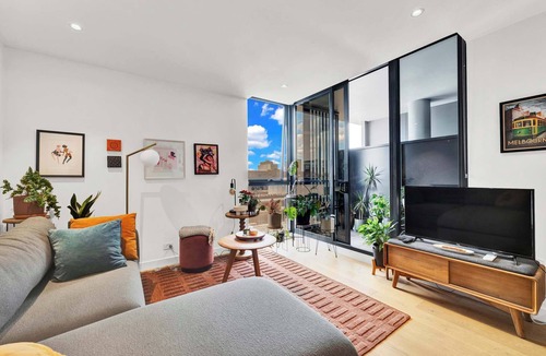 Collingwood Apartment | Stylish Inner City Apartment