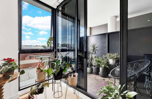 Collingwood Apartment | Stylish Inner City Apartment