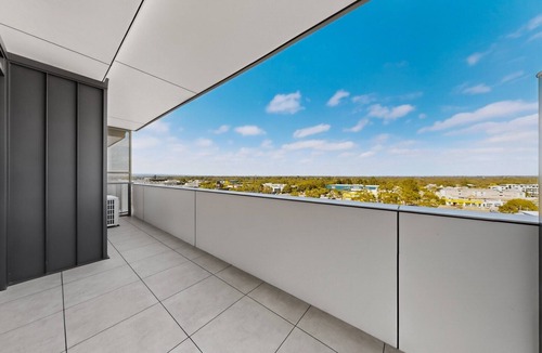 Cannington Apartment | Stylish New Apartment in Cannington with Parking