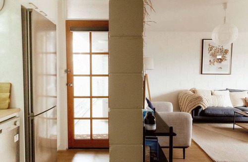 Launceston CBD Apartment | Stylish Parkside Stay | CBD with Parking
