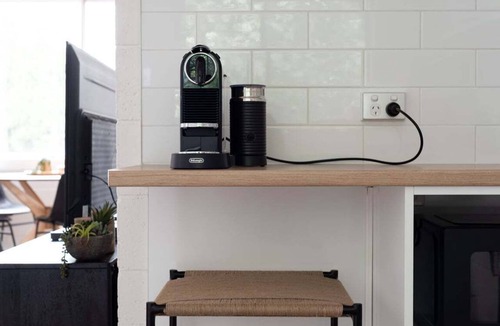 Launceston CBD Apartment | Stylish Parkside Stay | CBD with Parking