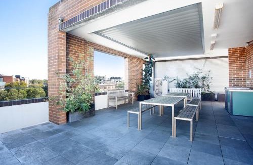 Ultimo Apartment | Stylish Studio with Balcony near Darling Square