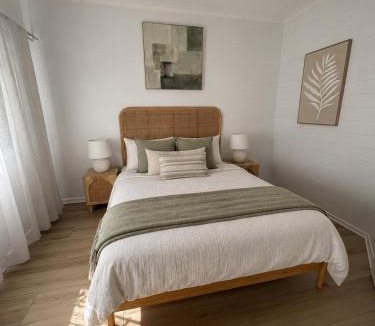 Port Douglas Apartment | Stylish Tropical Villa with Lagoon Pool