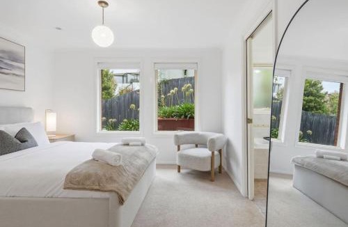 West Hobart House | Stylish West Hobart Villa