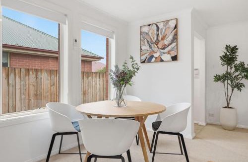 West Hobart House | Stylish West Hobart Villa