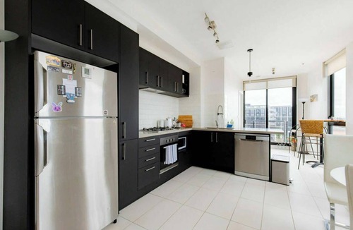 North Melbourne Apartment | Stylish2BD Penthouse Panoramic Views Nth Melbourne