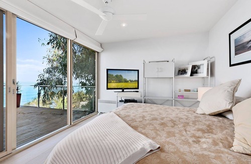 Lorne House | Summerhills - Breath taking views