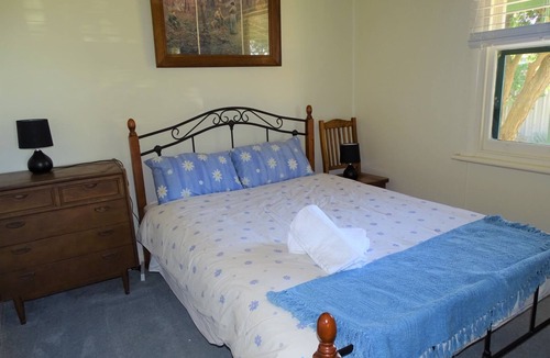 Maitland Hotel | Sun on the Stubble, Maitland