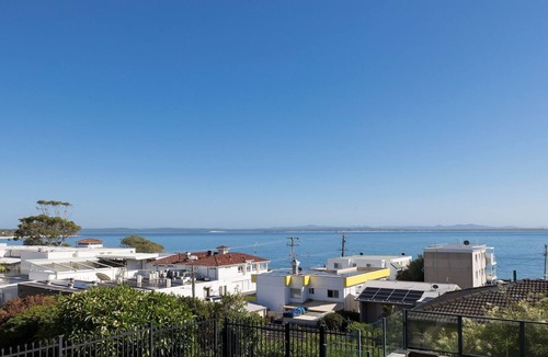 Shoal Bay Apartment | Sundeck Shoal Bay Ground floor with views and pool access