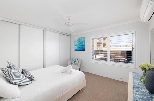 Shoal Bay Apartment | Sundeck Shoal Bay Ground floor with views and pool access
