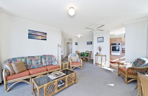 Port Macquarie Apartment | Sundial 602 - Perfect Holiday Location Close To Town