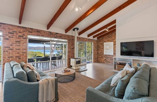 Merimbula Cabin | Sundowner Deck House Merimbula