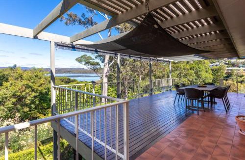 Merimbula House | Sundowner Deck House - Pet Friendly