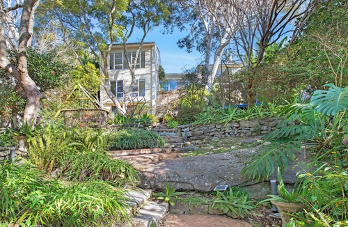 Mosman House | Sunny Elevated 4 Bedroom Family Home With Garden