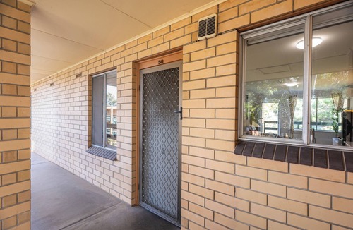 St Marys Apartment | Sunny Stay Near Flinders & CBD