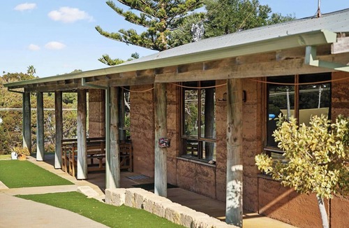 Ledge Point House | Sunnybank - Enjoy the Serenity!