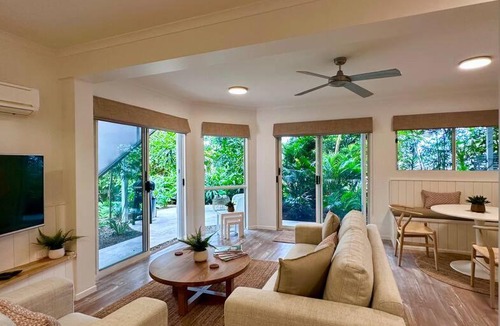 Sunrise Beach Apartment | Sunrise Beach Holiday Apartment