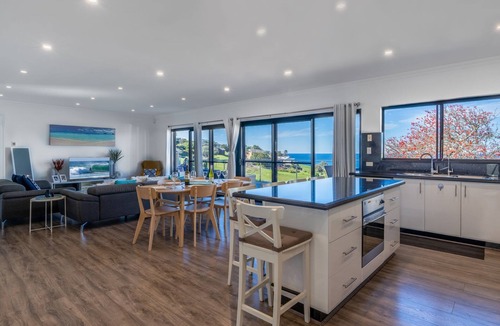 Kiama House | Sunrise on Easts 3 - Kiama