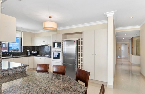 The Entrance Apartment | Sunrise Penthouse at The Entrance
